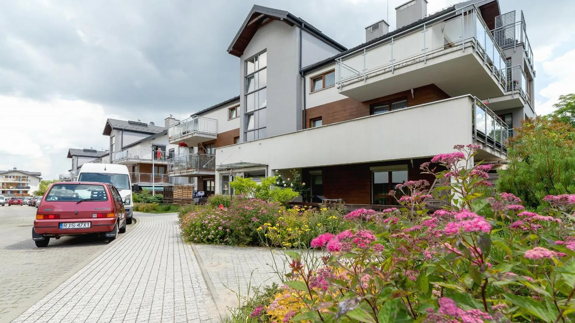 Stawowa Apartment With Balcony & Parking Cracow By Noclegi Renters Krakow