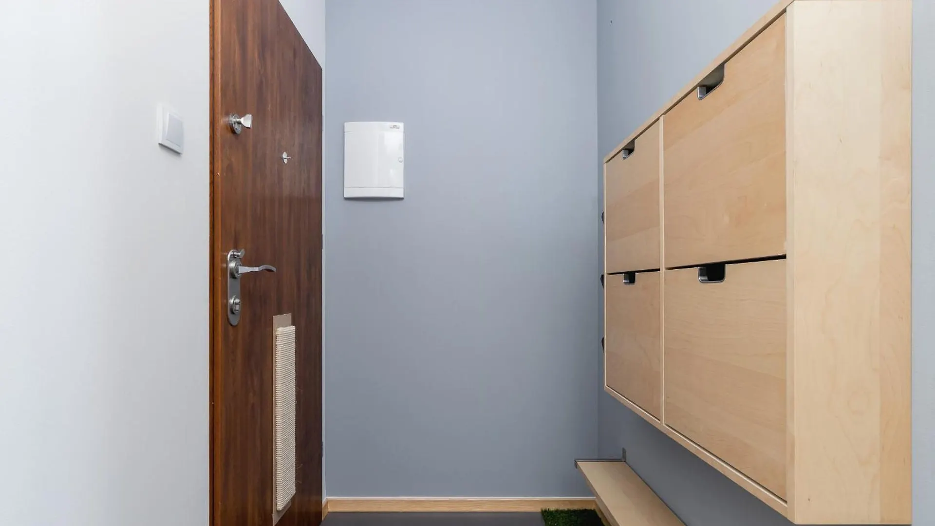 Stawowa Apartment With Balcony & Parking Cracow By Noclegi Renters Cracovia