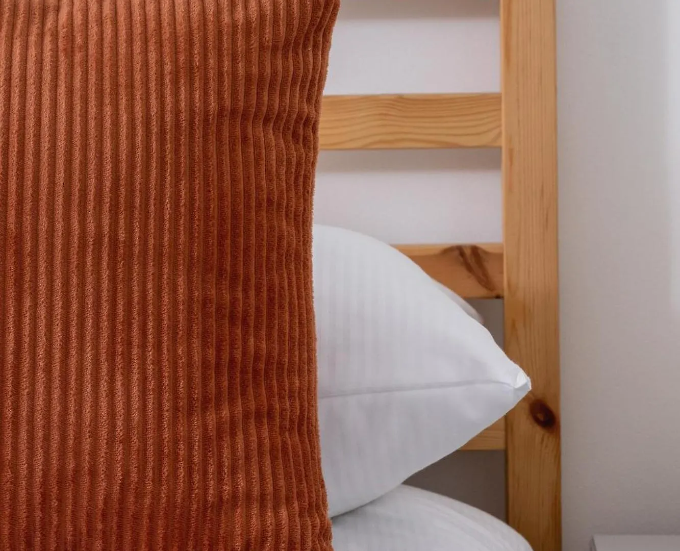 Stawowa Apartment With Balcony & Parking Cracow By Noclegi Renters Cracovia